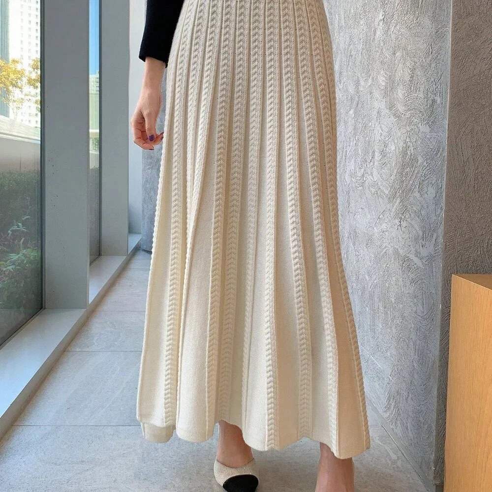 Apricot Casual Women's High Waist Pleated Skirt